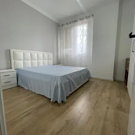 Apartment Avi 2